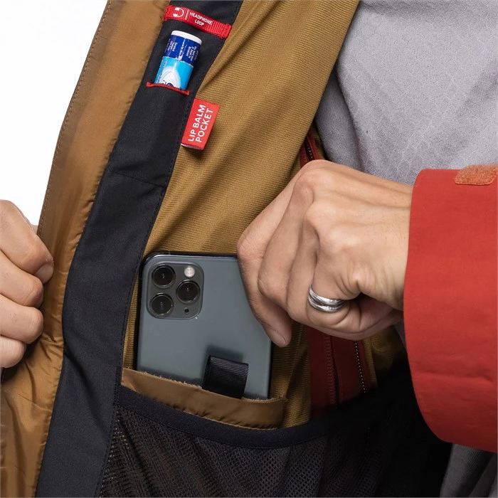 686 GORE-TEX Hydrastash Sync Jacket 8 686 GORE-TEX Hydrastash Sync Jacket - Image 6