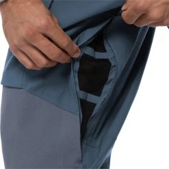 686 GORE-TEX Stretch Dispatch Bibs 46 686 GORE-TEX Stretch Dispatch Bibs -Deals 686 Store 686 gore tex stretch dispatch bibs 10