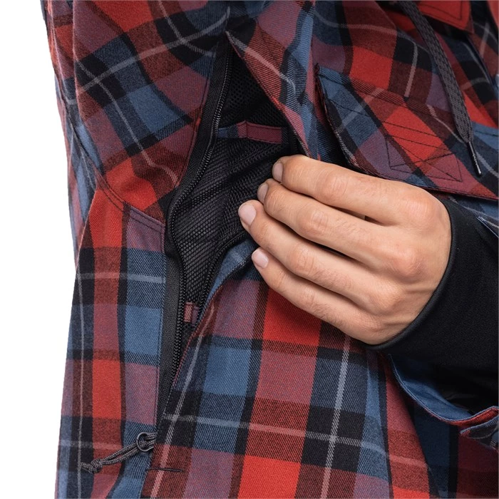 686 Woodland Insulated Jacket 6 686 Woodland Insulated Jacket - Image 4